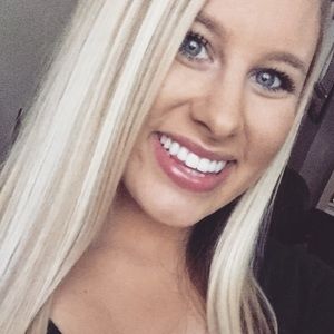 Meet your Posher, Melanie